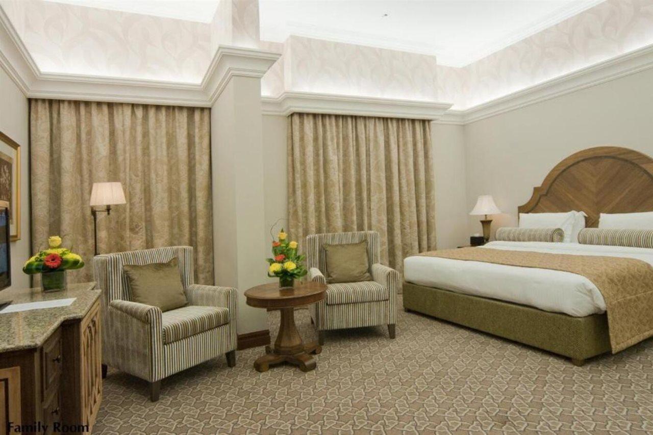 Ayla Hotel Ал Айн Екстериор снимка
