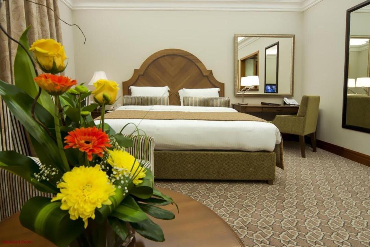 Ayla Hotel Ал Айн Екстериор снимка